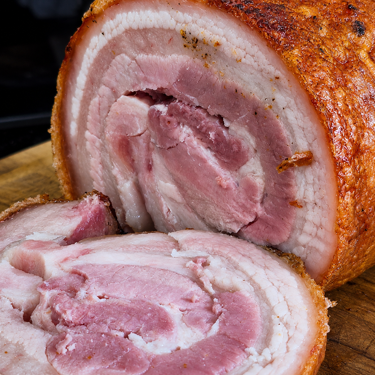 Torresmo de Rolo (Porchetta) — charcutaria artesanal Berk